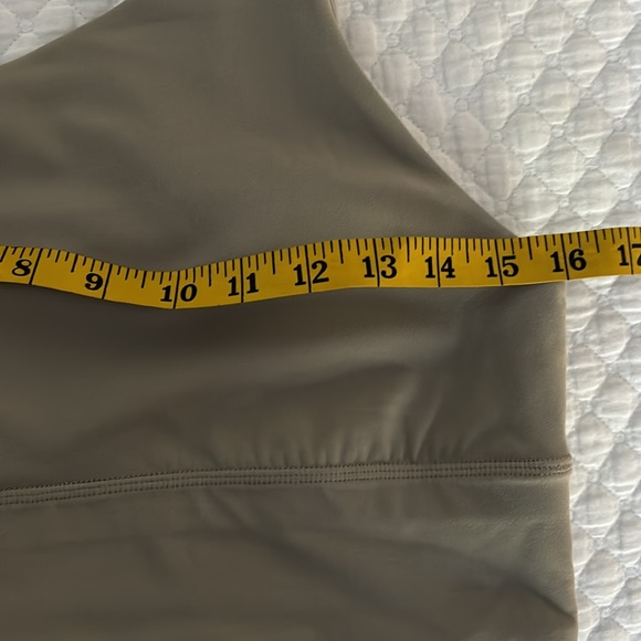 NWT Lululemon Align Asymetrical Bra size 12 - Picture 10 of 11